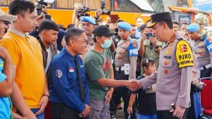 69ba3bd77d938-kapolri-jenderal-listyo-sigit-prabowo-memberangkatkan-80-bus-mudik-gratis-polri-presisi-dari-lapangan-polda-metro-jaya-pada-rabu-183-pagi_990_557