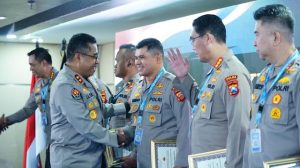 kabid-humas-polda-jabar-kombes-hendra-rochmawan-1776338934640_169